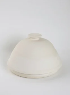 Stoneware dutch oven