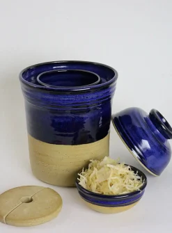 Stoneware lactofermentation pot