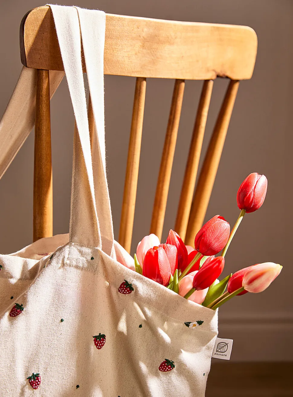 Strawberry and flower shopping bag