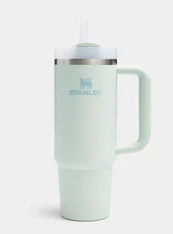 The Quencher H2.0 30 oz (0.88 L) tumbler