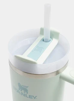 The Quencher H2.0 30 oz (0.88 L) tumbler