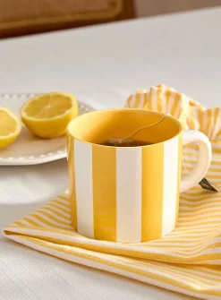 Umbrella stripes mug