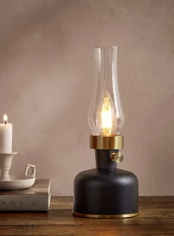 Wireless indoor-outdoor lantern